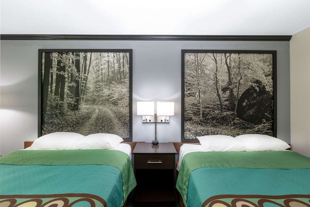 Super 8 by Wyndham Duluth - photo 15