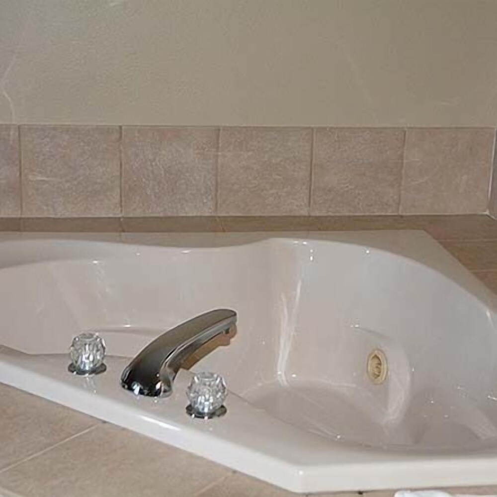 Nisswa Hotel and Suites - photo 38