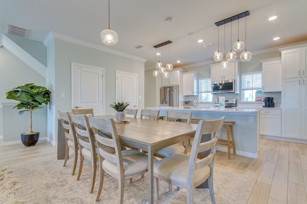 Perdido Key Resort Home w Bikes & Beach Shuttle in Pensacola, United States