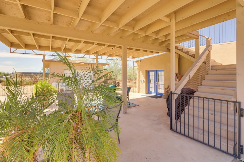 Oro Valley Retreat w Pool Spa & Rooftop Views - photo 20