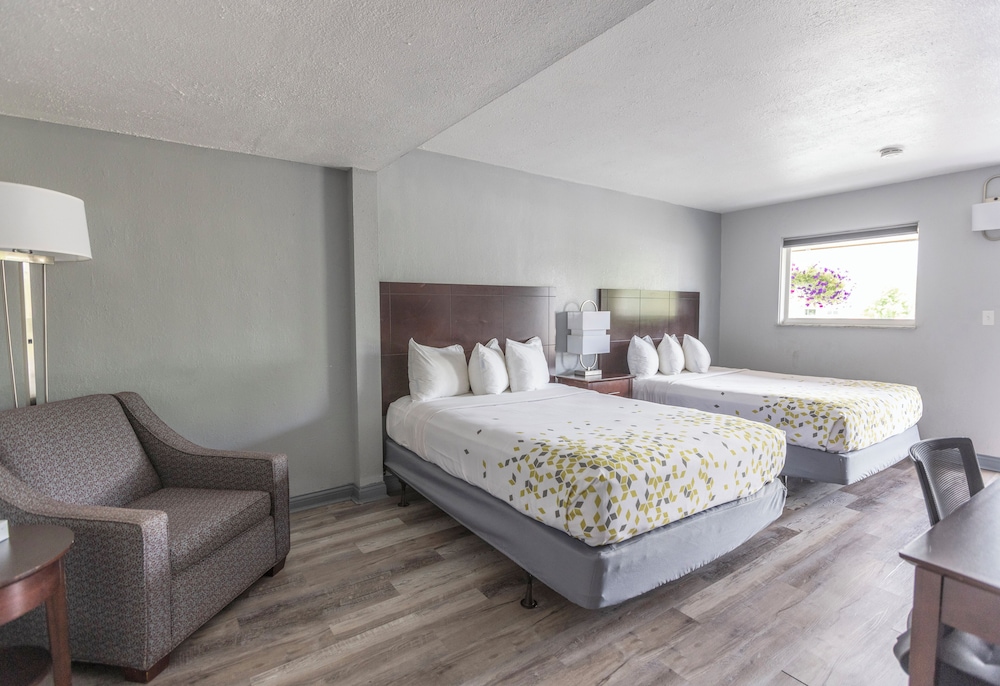 Butler Inn - photo 12