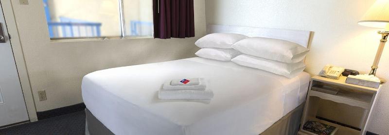 Americas Best Value Inn & Suites Knoxville North - photo 7
