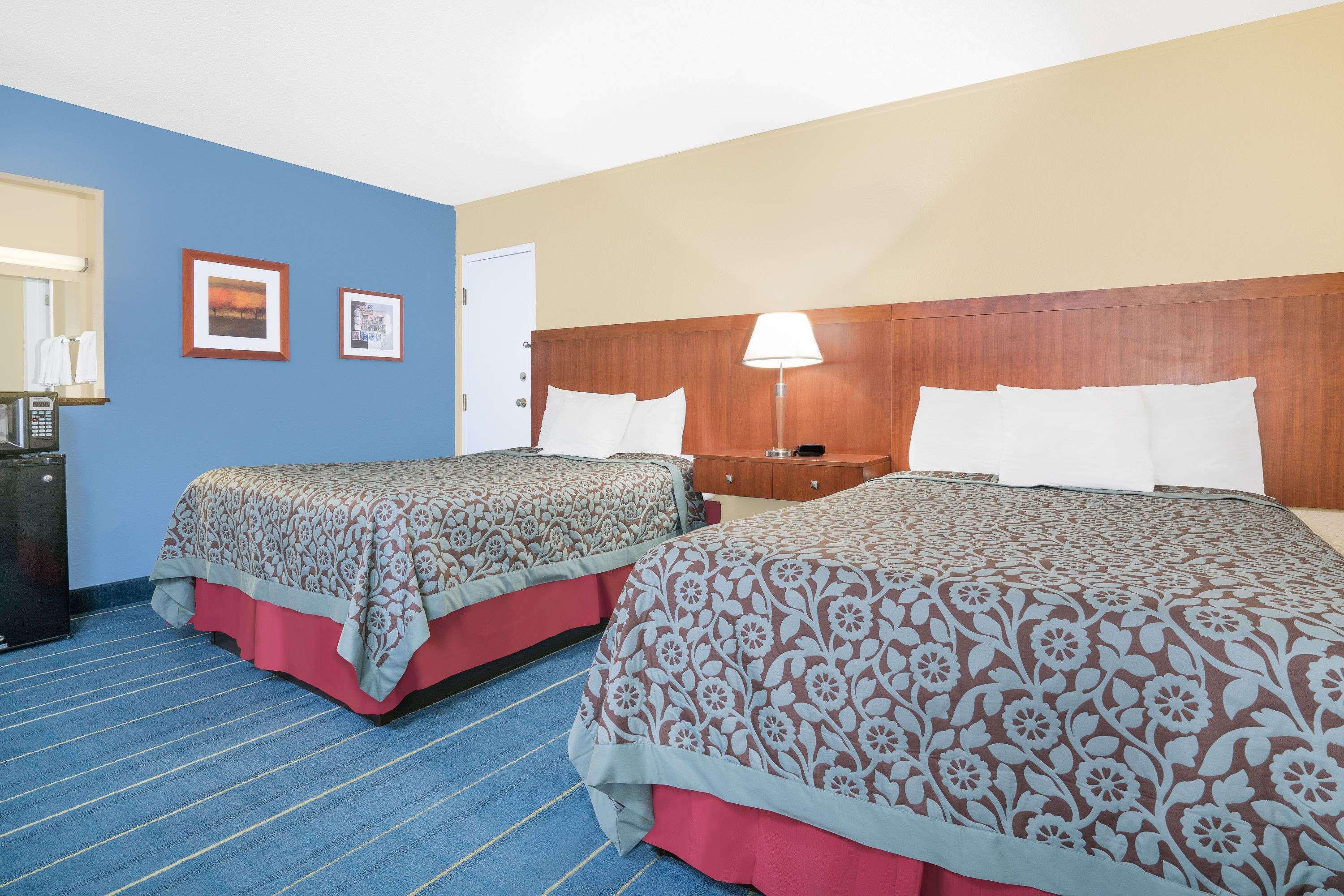 Days Inn by Wyndham Alexandria MN - featured photo