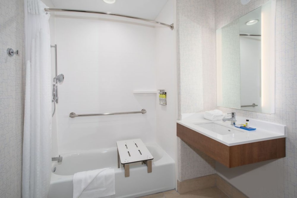 Holiday Inn Express & Suites Phoenix Glendale Sports Dist by IHG - photo 27