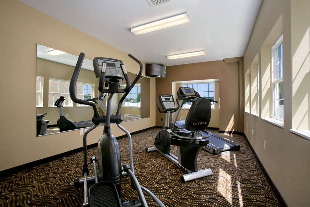 Microtel Inn & Suites by Wyndham Council Bluffs Omaha - photo 10