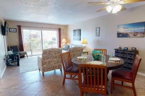 206 Madeira Norte - last minute hotel in Saint Pete Beach