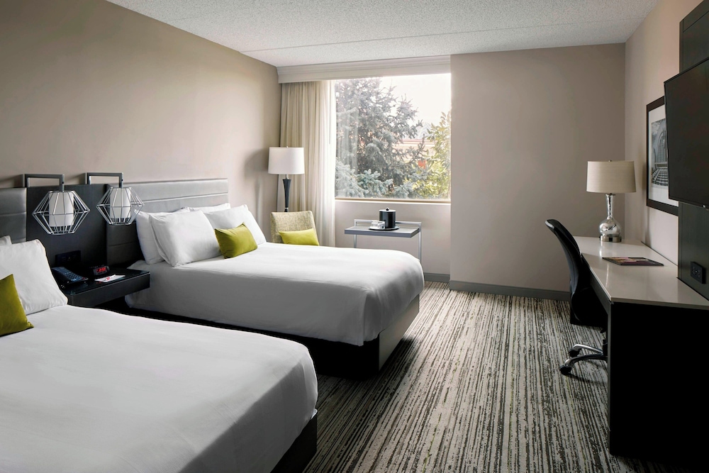 Marriott Cincinnati Airport - photo 9