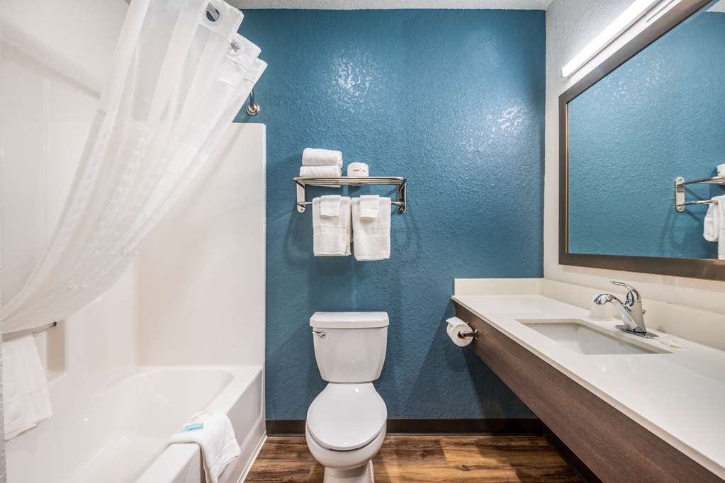 WoodSpring Suites Bradenton - photo 22