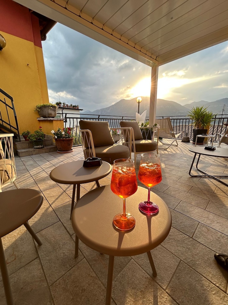 Albergo Pace - carbon neutral hotel in Brenzone