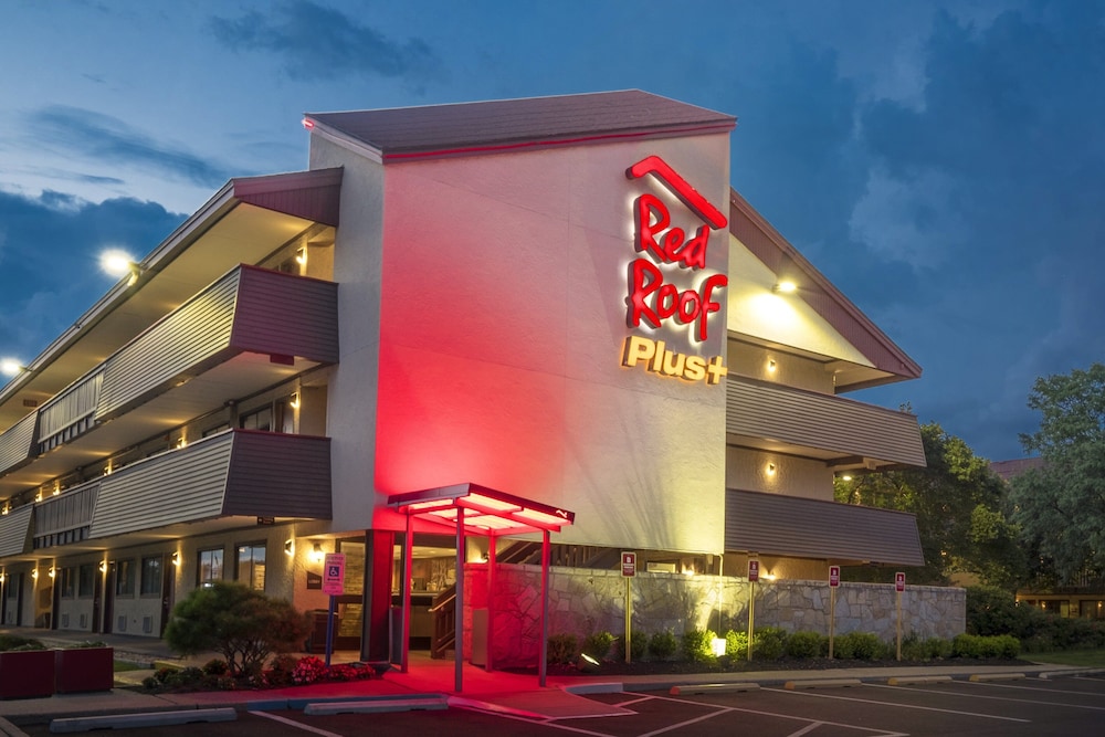 Red Roof Inn PLUS Secaucus Meadowlands NYC - photo 28