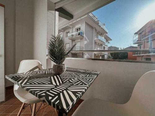 25trilocale Vista Mare E Spiaggia Amazzonia Style — 4-Star Luxury Hotel in Diano Marina, Italy