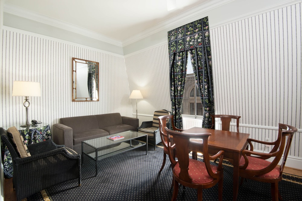 The Tremont House Galveston a Tribute Portfolio Hotel - photo 42