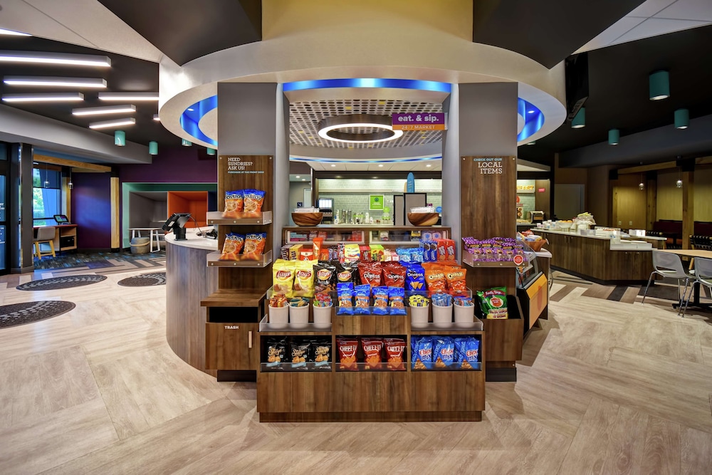 Tru by Hilton Sterling Heights Detroit - photo 30