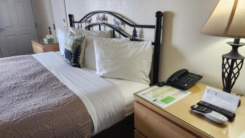 Antlers Inn - photo 15