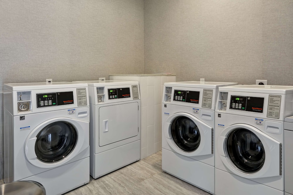 Homewood Suites by Hilton Conroe - photo 2