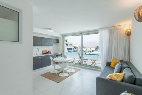 Sea Side Dream Amazing sea view best location in town — 4-Star Luxury Hotel in Eilat, Israel