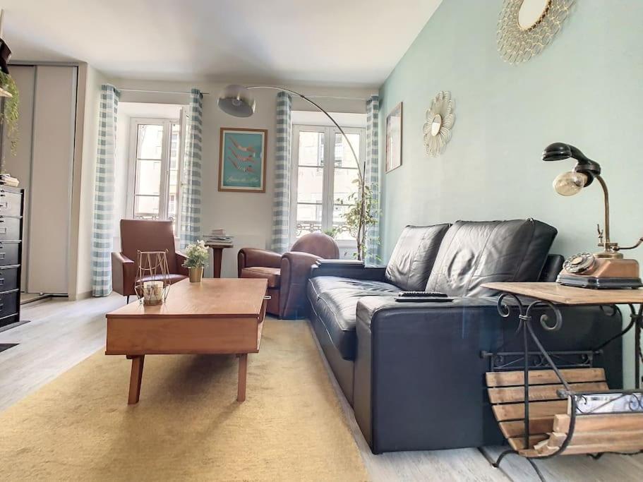 Location Granville Remparts de la Hauteville in Granville, France