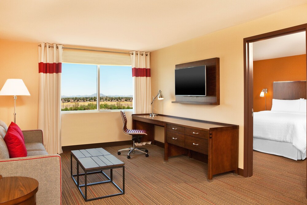 Four Points By Sheraton At Phoenix Mesa Gateway Airport - photo 8