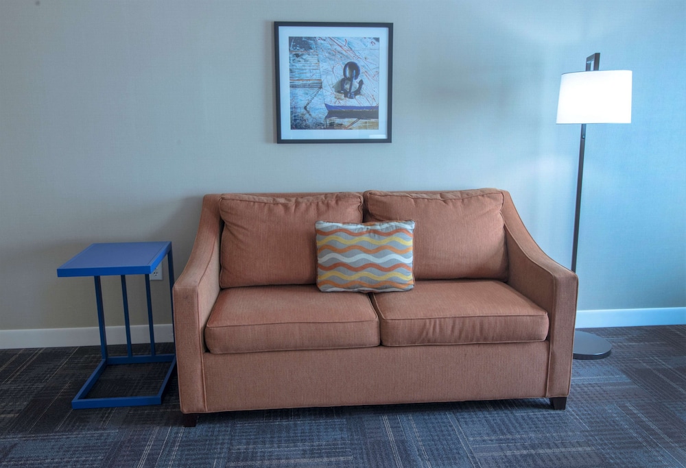 Hampton Inn & Suites Chesapeake Battlefield Blvd. - photo 21