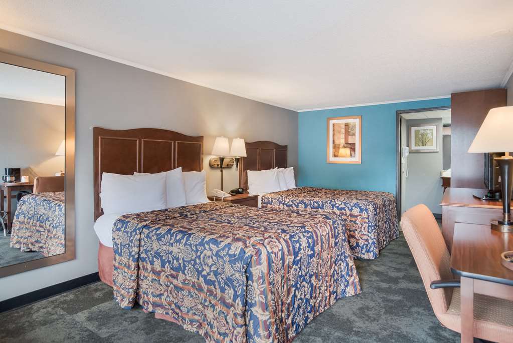 Rodeway Inn Carlisle North - photo 17