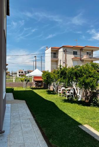 Villa Ilias — 4-Star Luxury Hotel in Nea Flogita, Greece