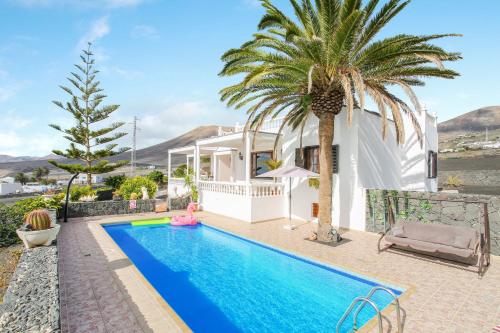 Casa Salinoco — 4-Star Luxury Hotel in Tias, Spain