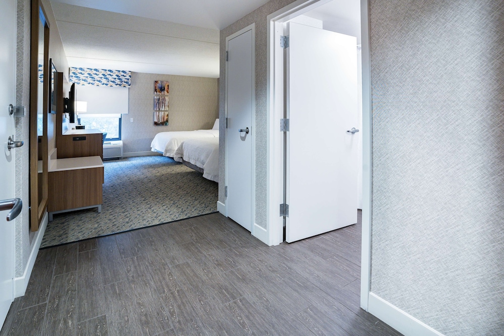 Hampton Inn Clarks Summit - photo 15