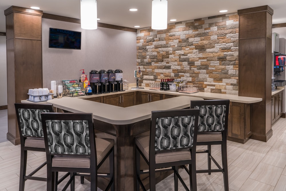 Staybridge Suites Anchorage by IHG - photo 40
