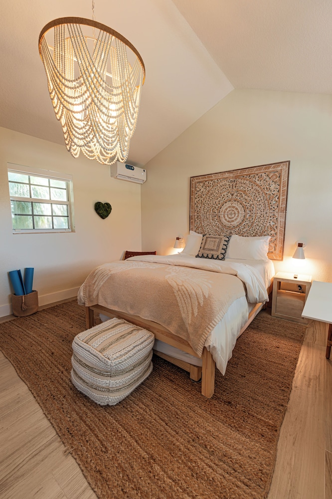 Seahorse Beach Bungalows - photo 12