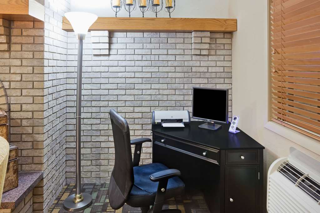 AmericInn by Wyndham Ironwood - photo 49