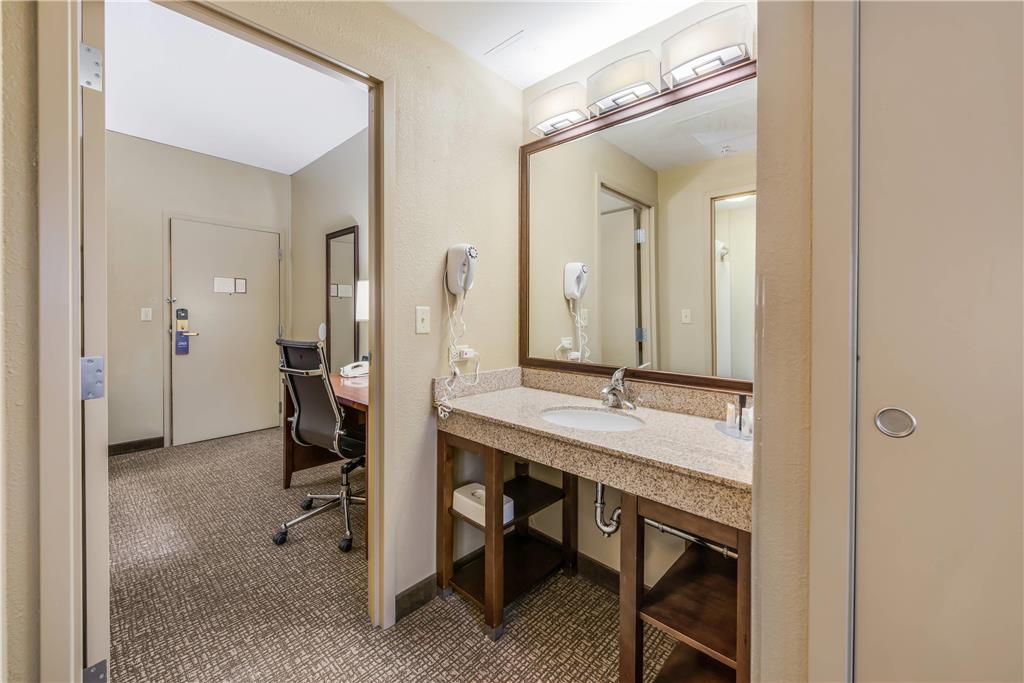 Comfort Suites Chicago O'Hare Airport - photo 33