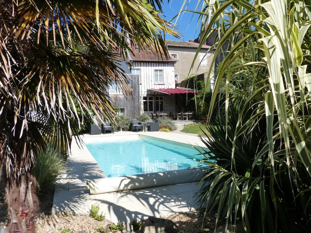 Auberge Dupuytren — hotel in Pierre-Buffiere