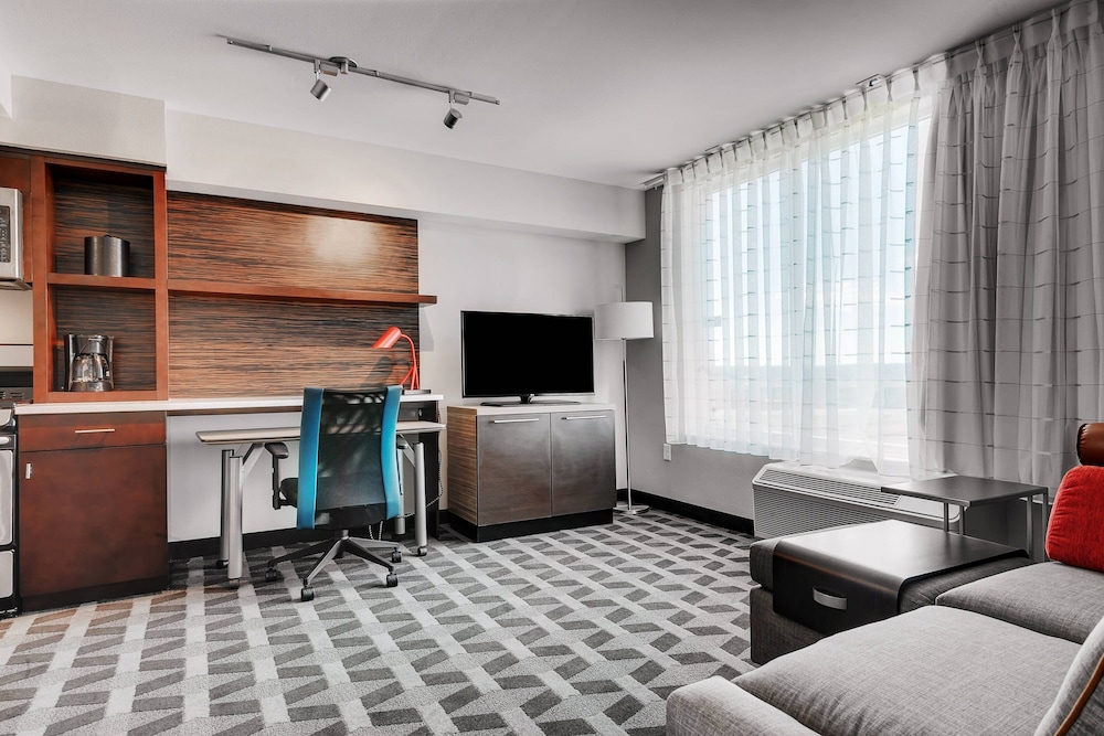 TownePlace Suites by Marriott Austin Parmer Tech Ridge - photo 12