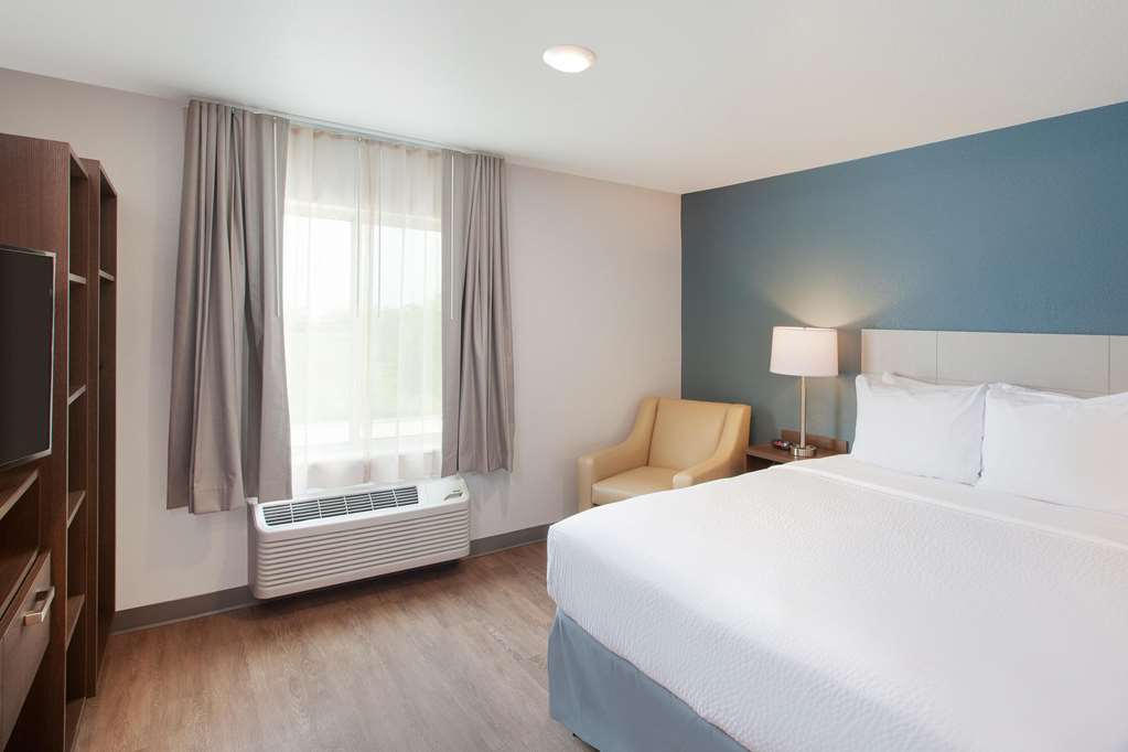 WoodSpring Suites Houston 288 South Medical Center - photo 8