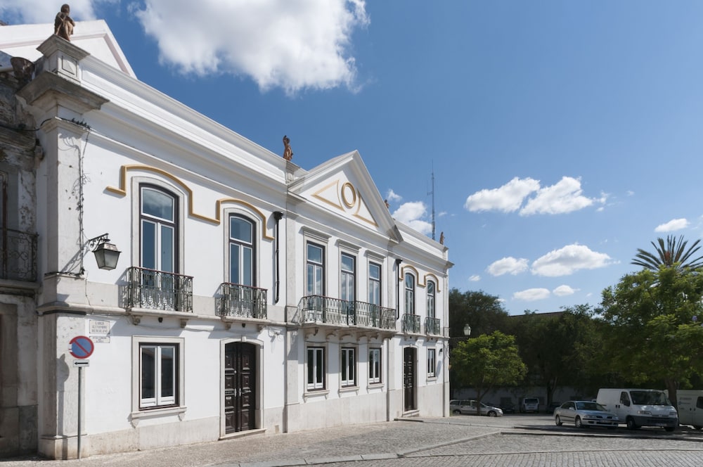 Palacete Real Companhia do Cacau — hotel in Montemor-O-Novo
