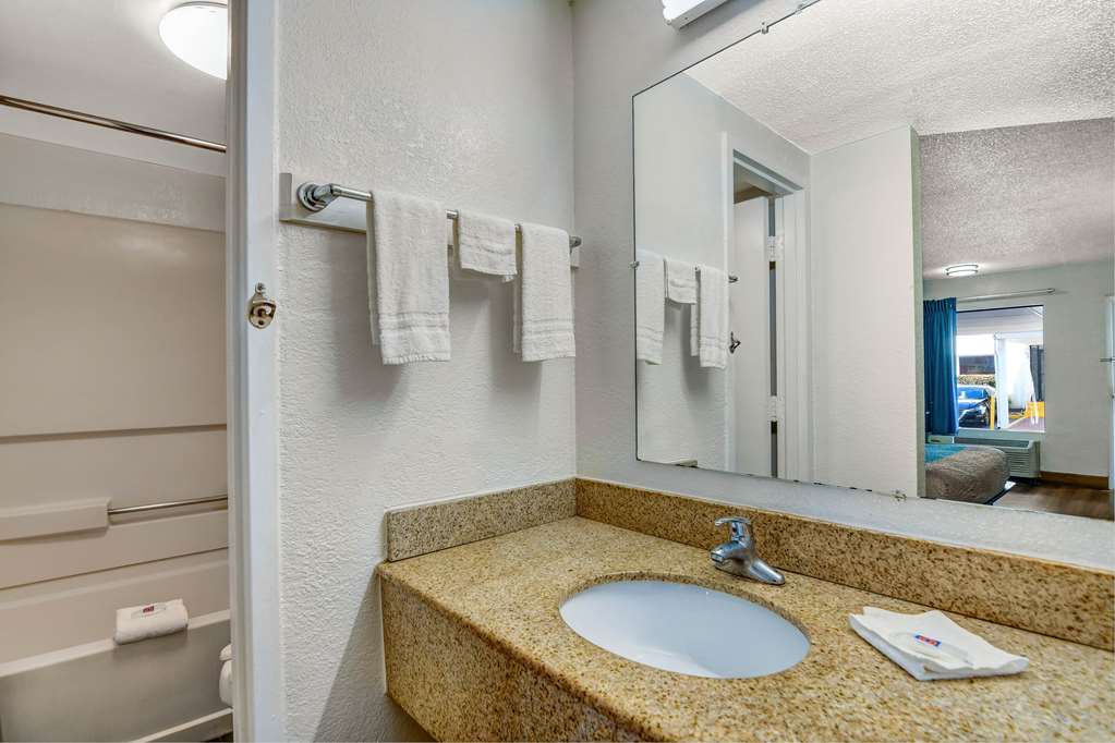 Motel 6 Atlanta GA - photo 21