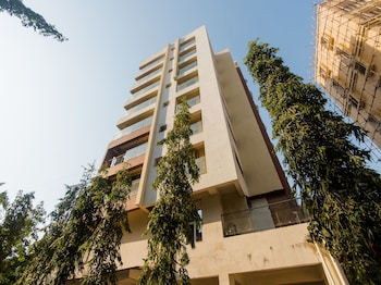 Oyo 633 Ontime Luxurious Apartment