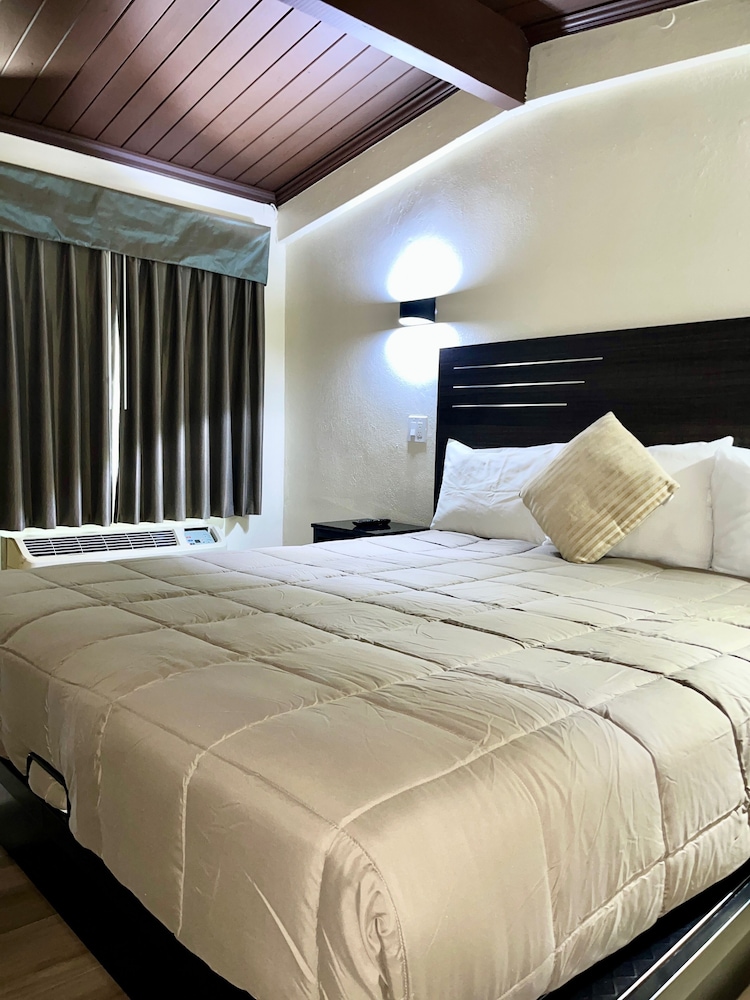 Del Aire Inn Lax - photo 11