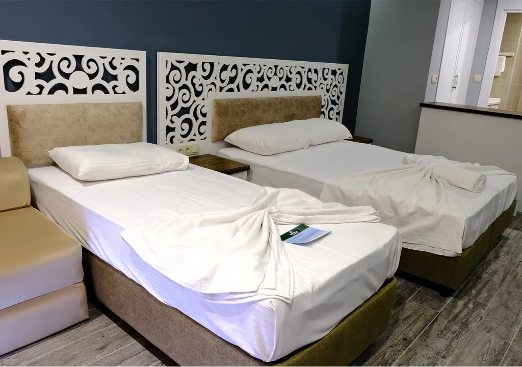 Kupala Beach Hotel — Mersin — photo 2