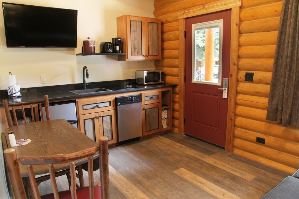 Cowboy Village Resort - photo 21