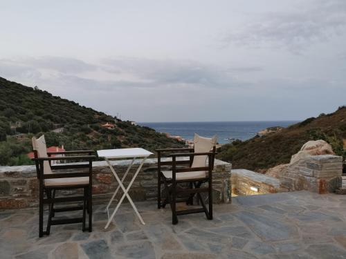 Heliopetra Sea View Studios