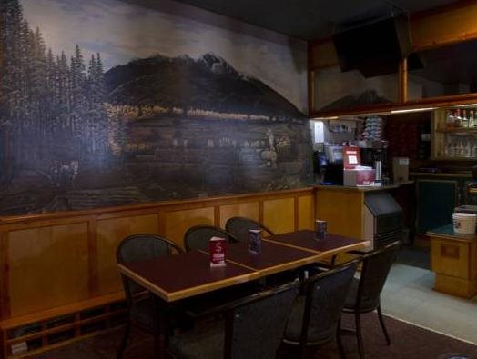 Valemount Hotel — Unknown City — photo 5