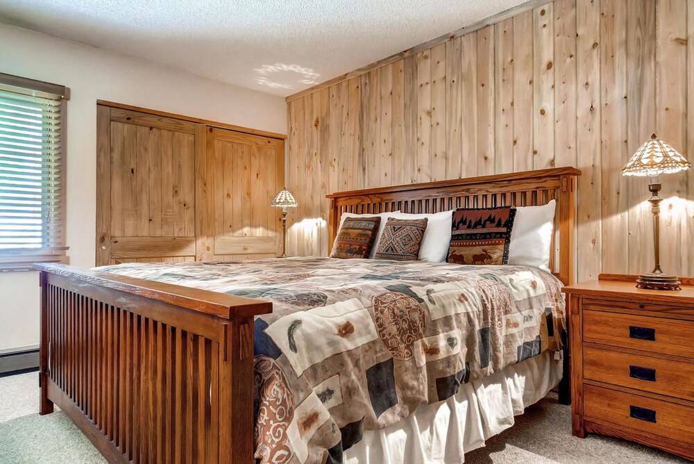Ski Inn Condominiums by Resort Lodging Company - photo 21