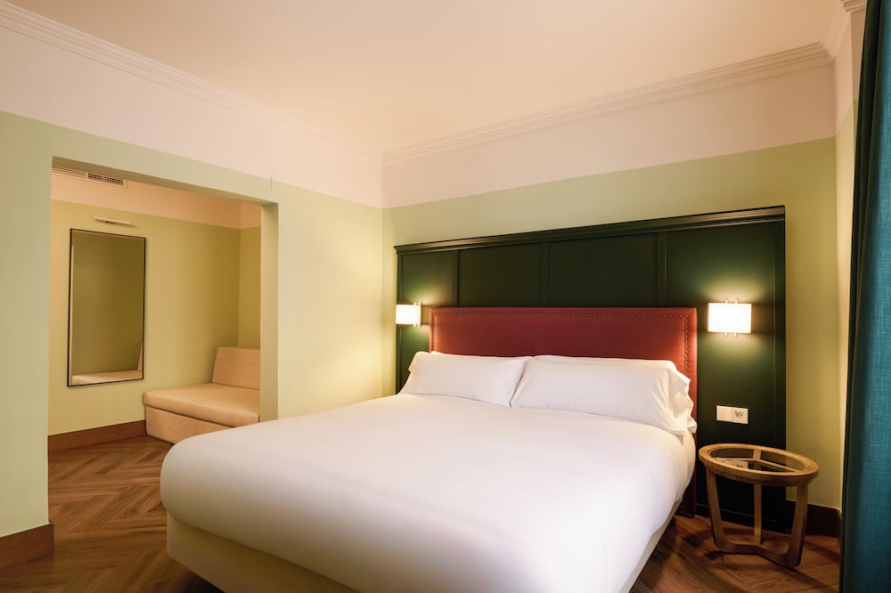 Honest Hotel Granada — Granada — photo 4