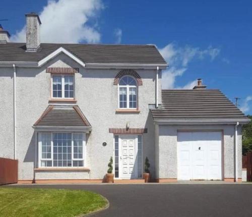 Superior 4 bedroom House Moville — 4-Star Luxury Hotel in Moville, Republic of Ireland
