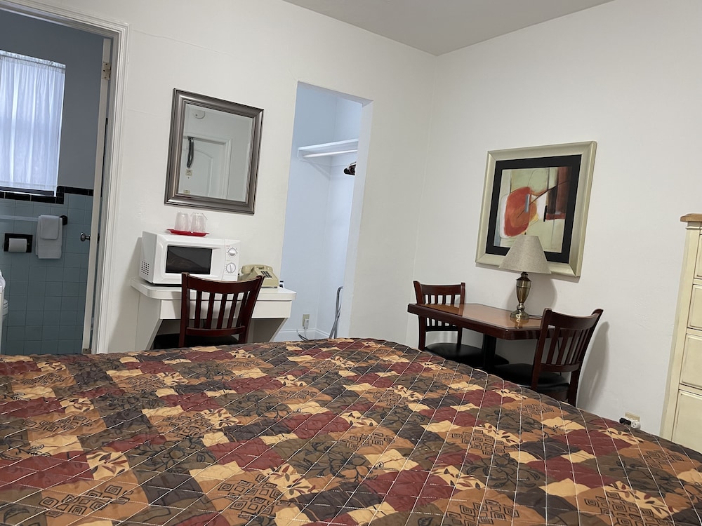 Shell Motel - photo 44