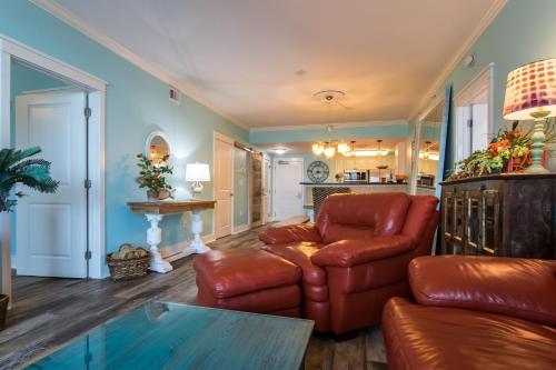 Charming Walk Out No Elevator Needed Waterscape A233 — Fort Walton Beach