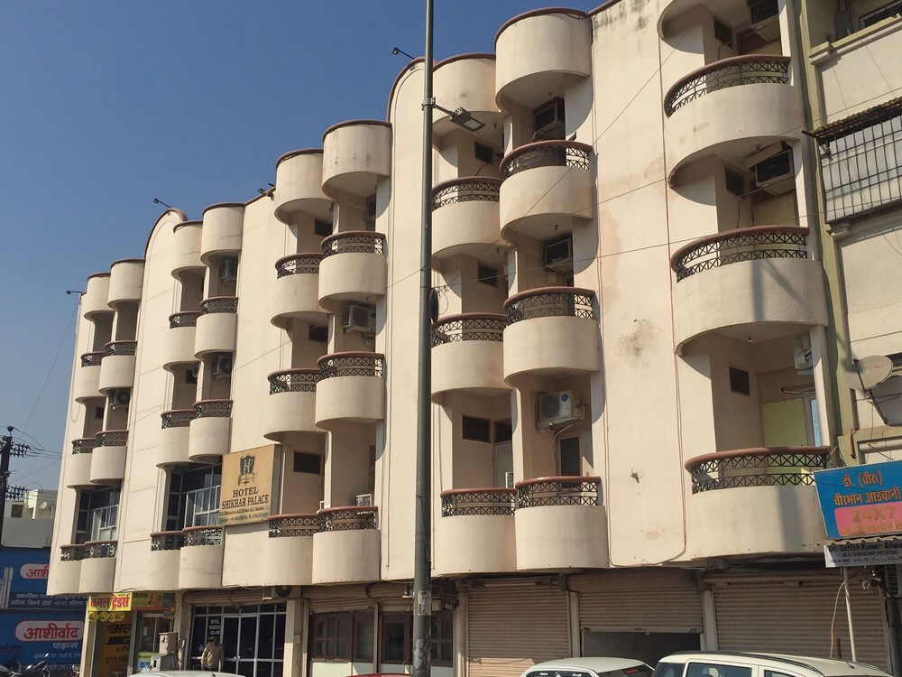 OYO 23694 Hotel Shikhar Palace