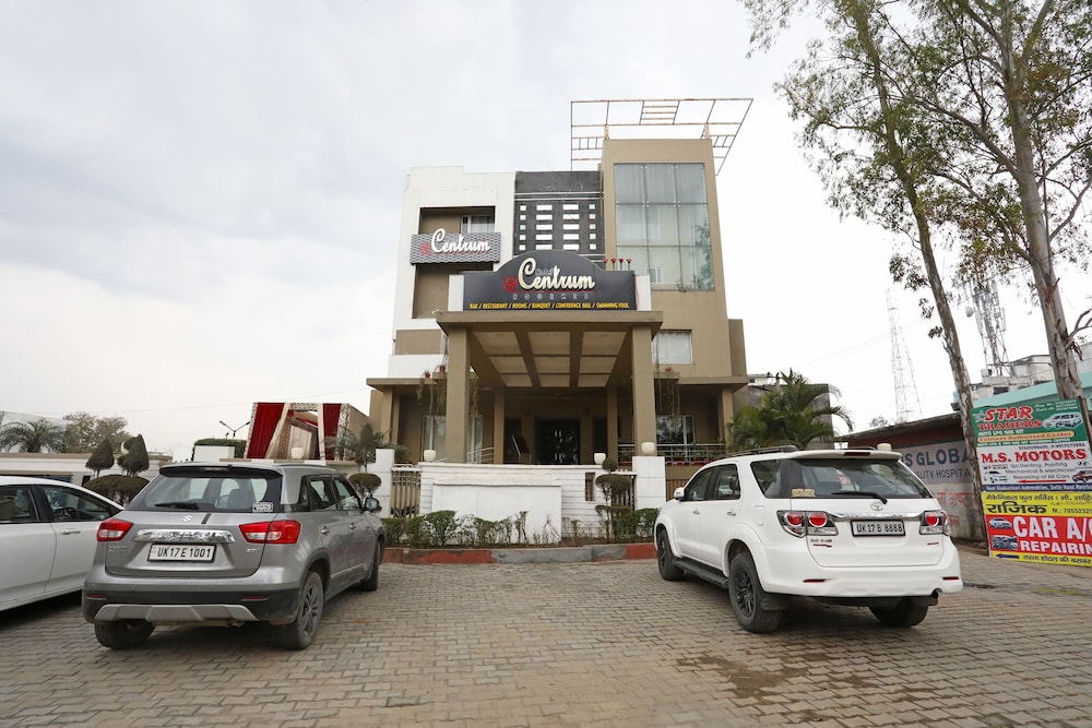 Capital O 30972 Hotel Centrum in Roorkee, India