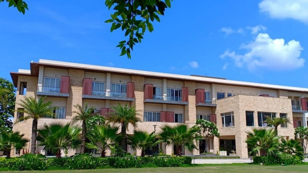 Ritz Resort - carbon neutral hotel in Lucknow